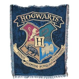 Harry Potter Hogwarts‎ Crest Tapestry Throw Blanket 50" x 60" Woven Fringe EUC